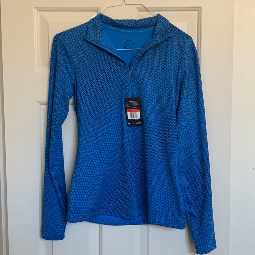 Nike Pro workout top